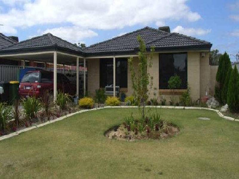 16 Abrolhos Loop, Beckenham WA 6107