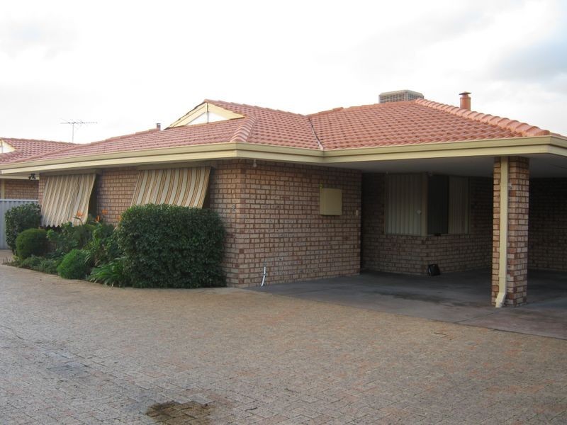 2/7 Tarun Court, Cannington WA 6107