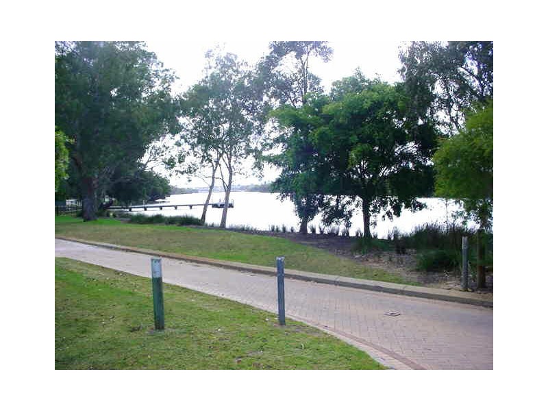 1/115 Mathesion Road, Ascot WA 6104