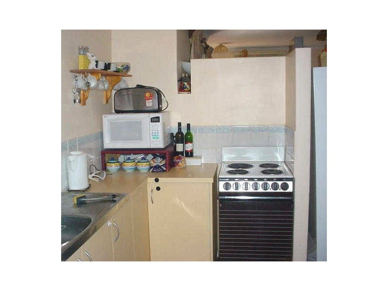 8/13-15 Victoria Street, Redcliffe WA 6104