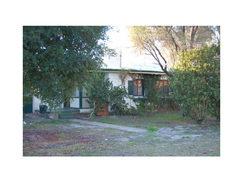 19 Garvey Street, Cloverdale WA 6105