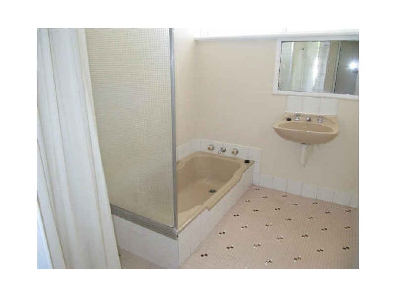 5 Nanven Place, Rivervale WA 6103