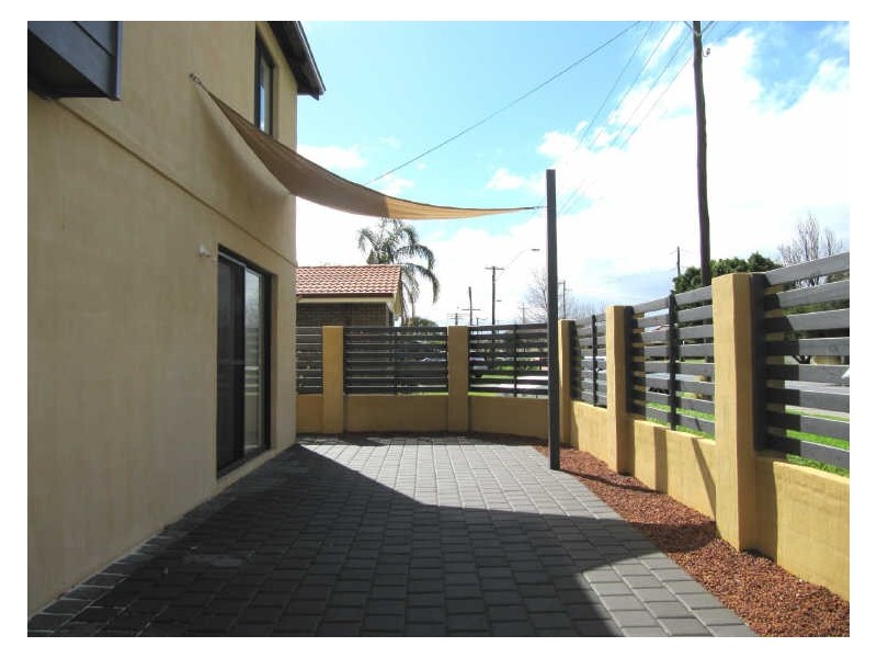 1/51 Gabriel Street, Kewdale WA 6105