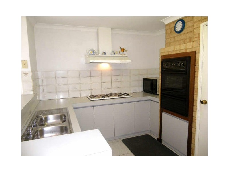 25 Galaxy Way, Carlisle WA 6101