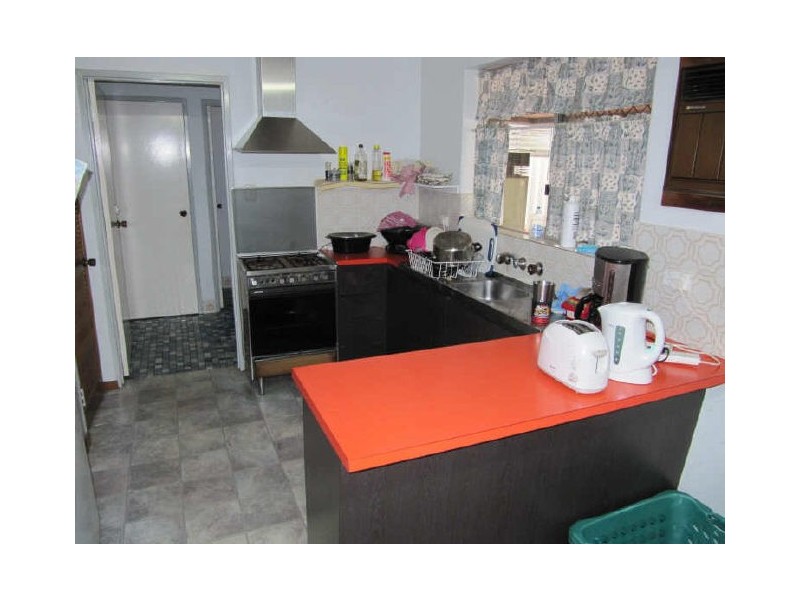 4/15 Luscombe Street, Kewdale WA 6105