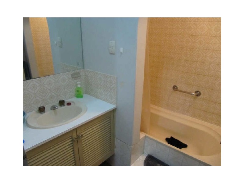 4/15 Luscombe Street, Kewdale WA 6105