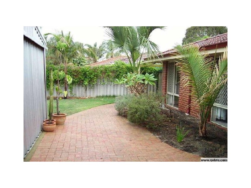 4 Dunton Place, Redcliffe WA 6104