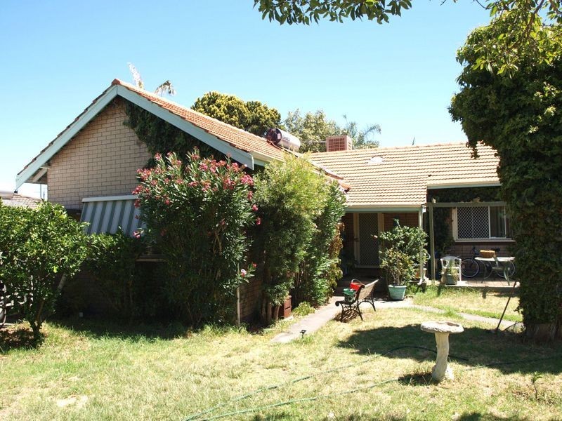 432 Knutsford Avenue, Kewdale WA 6105