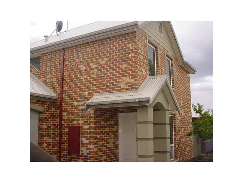 2/124 Fitzroy Road, Rivervale WA 6103