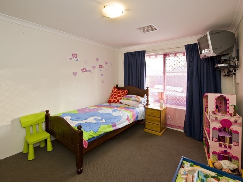 3 Coolbarro Lane, Redcliffe WA 6104