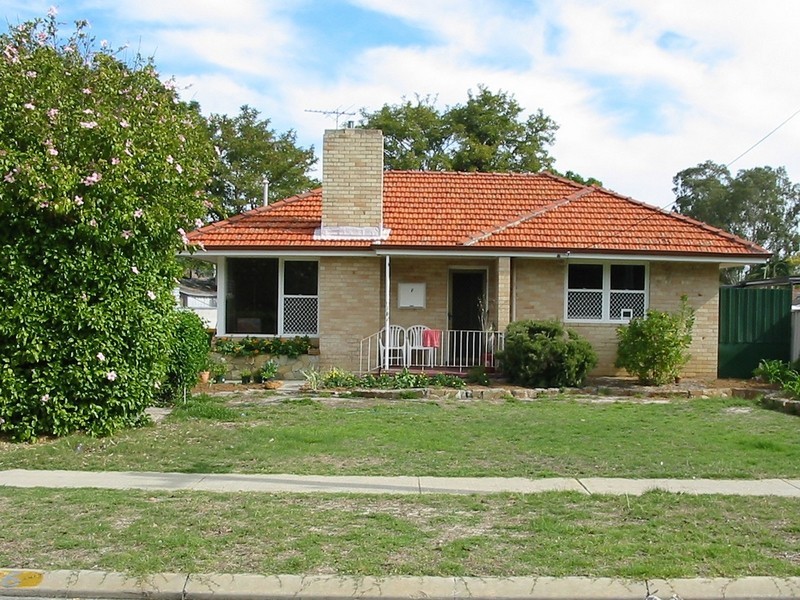 6 Brand Street, Cloverdale WA 6105