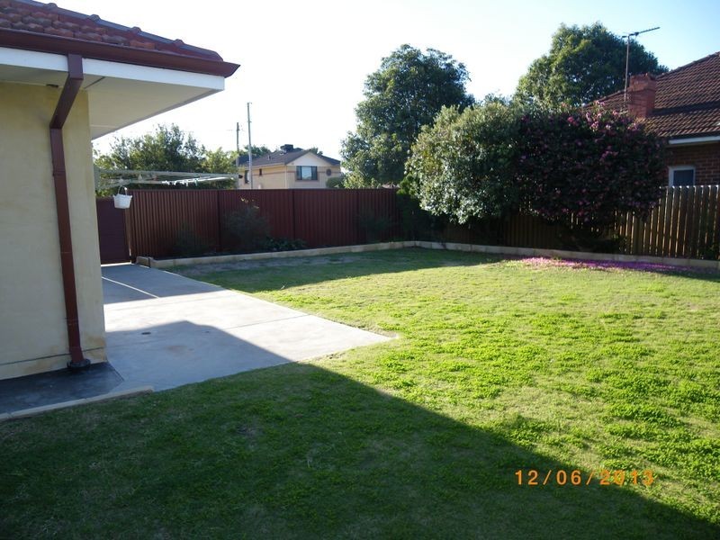 2 Butson Place, Redcliffe WA 6104