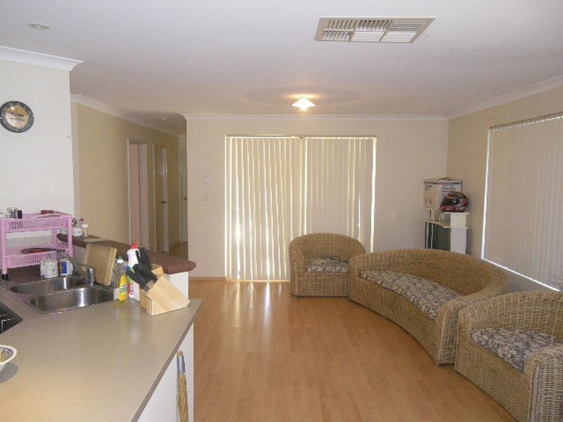 13 Garvey Street, Cloverdale WA 6105