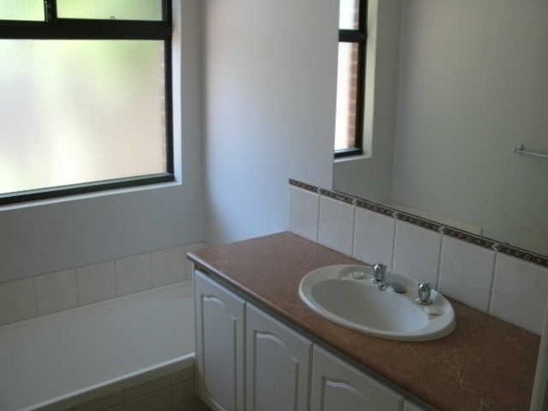 2/181 Epsom Avenue, Belmont WA 6104