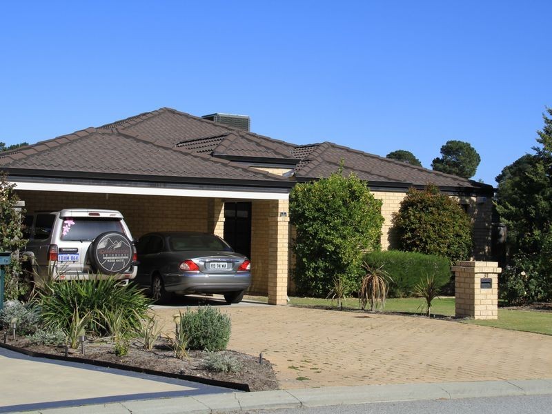31 Vaucluse Crescent, Ellenbrook WA 6069