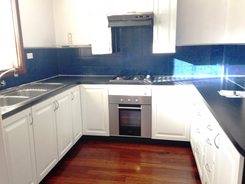 35 Pearl Road, Cloverdale WA 6105