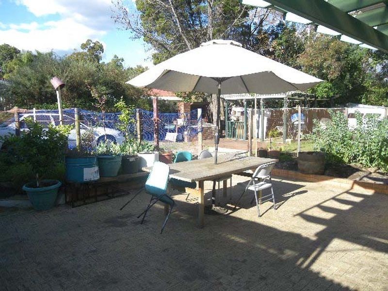 33 Whiteside Street, Cloverdale WA 6105