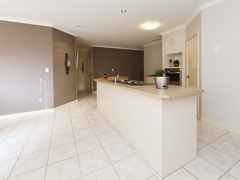 136C Rutland Avenue, Carlisle WA 6101