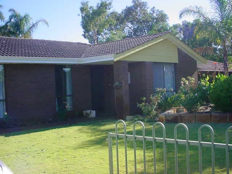 25 Thorburn Avenue, Beechboro WA 6063