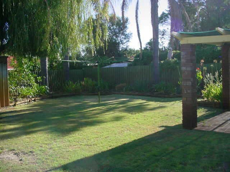 25 Thorburn Avenue, Beechboro WA 6063