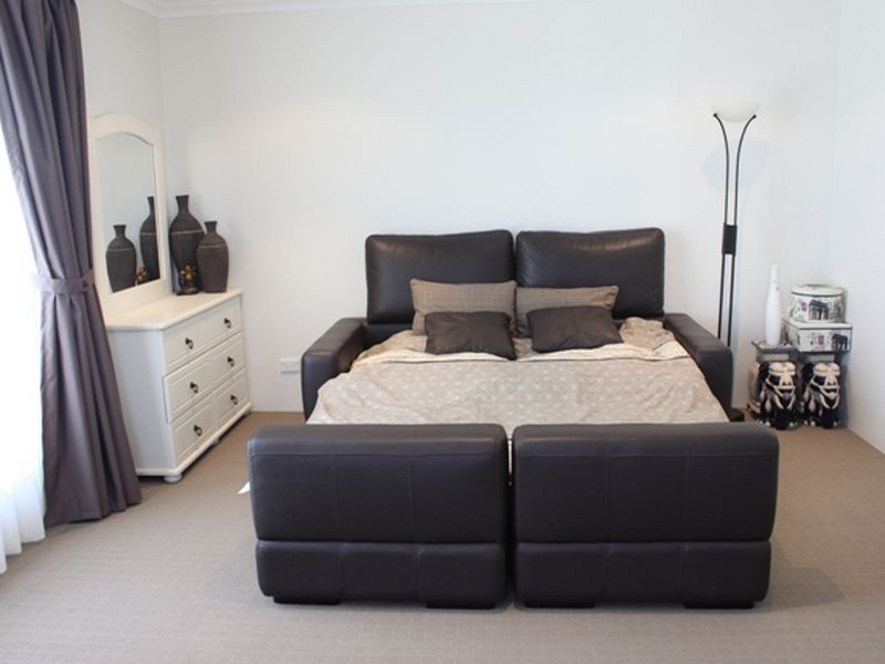 1 Bittern Way, Beechboro WA 6063