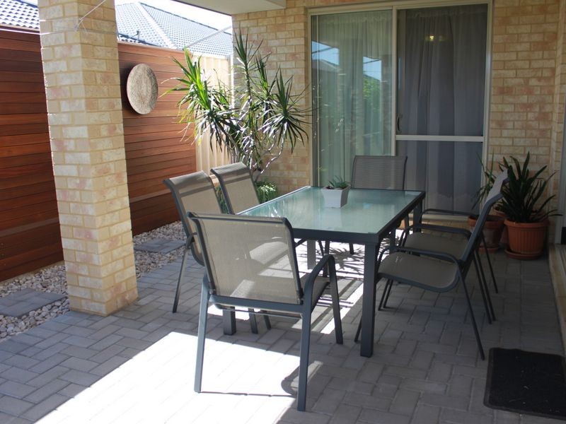 1 Bittern Way, Beechboro WA 6063