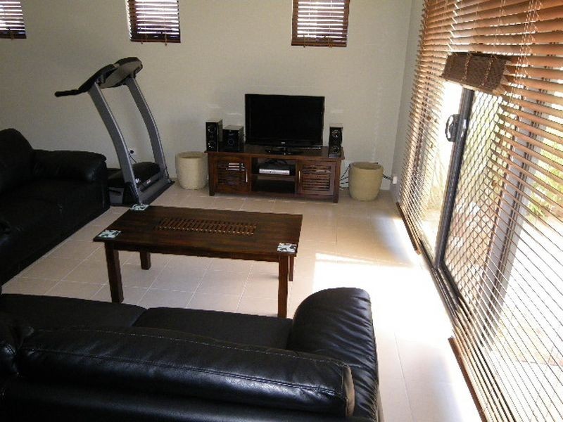 3/179 Leake Street, Belmont WA 6104