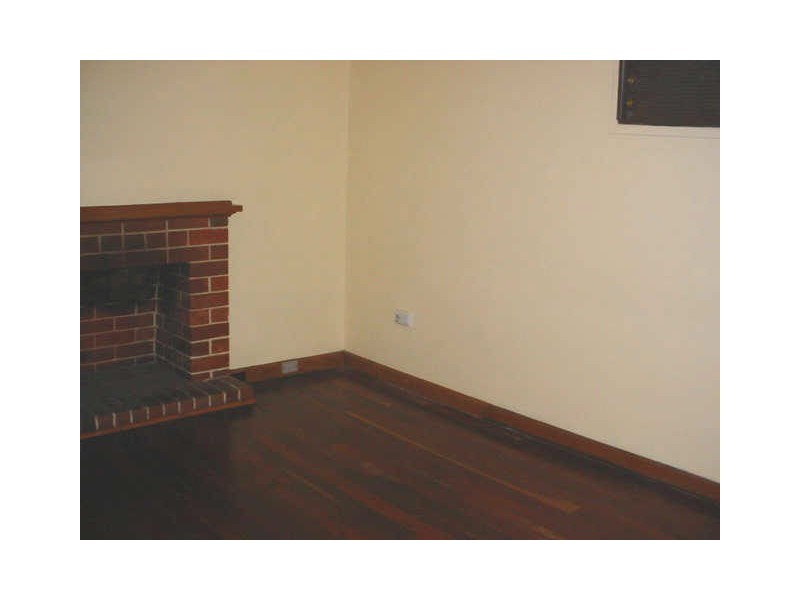 343 Belgravia Street, Cloverdale WA 6105