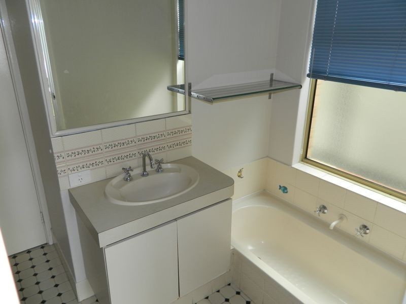 2/1 Villa Mews, Kewdale WA 6105