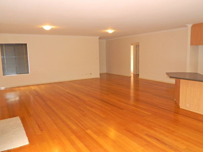 2/131 Armadale Road, Rivervale WA 6103