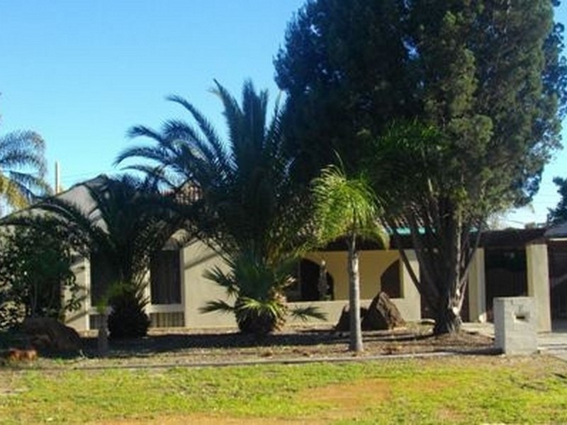 7 Mcbain Court, Langford WA 6147