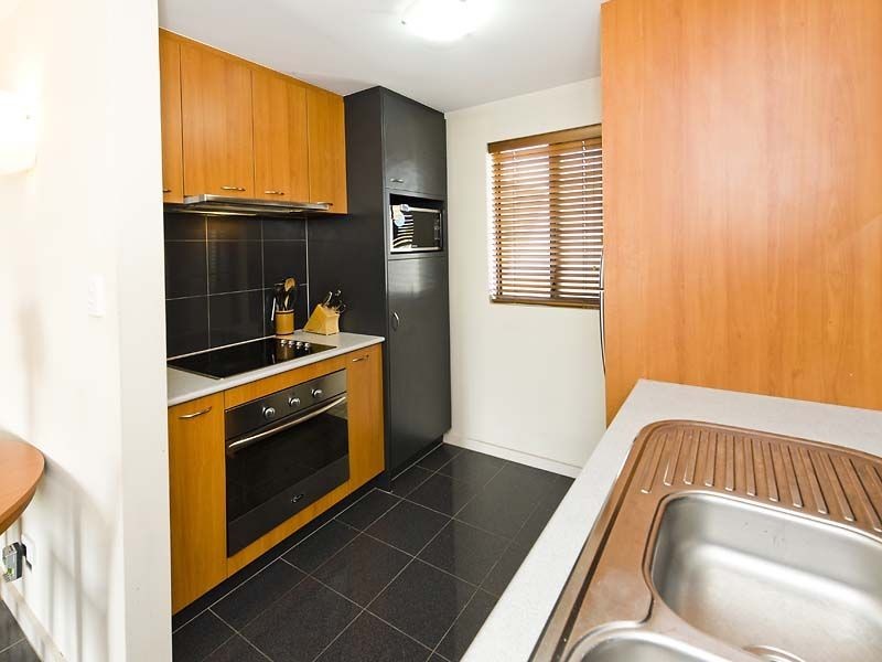 7/11 Tanunda Drive, Rivervale WA 6103