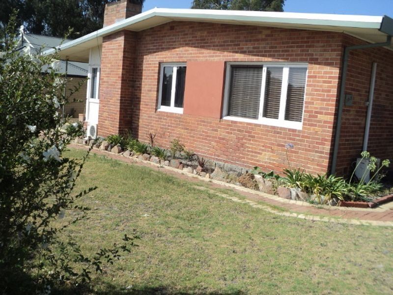 199 Gabriel Street, Cloverdale WA 6105