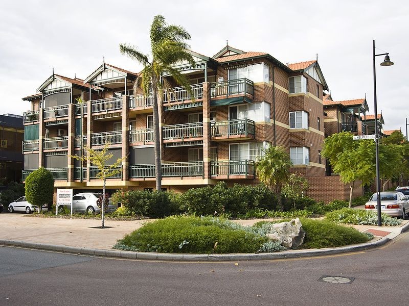 3/2 Preston Street, Como WA 6152