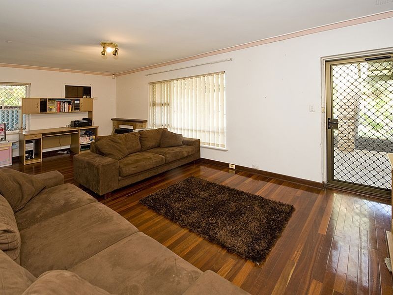 215 Acton Avenue, Rivervale WA 6103