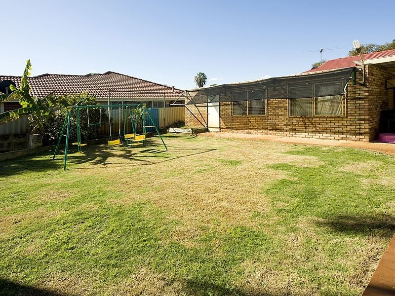 215 Acton Avenue, Rivervale WA 6103