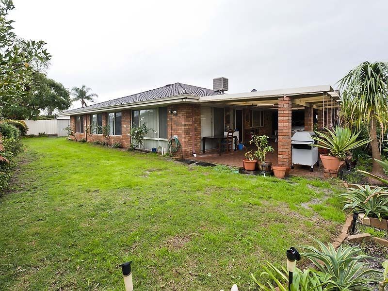 7 Mulga Place, Thornlie WA 6108