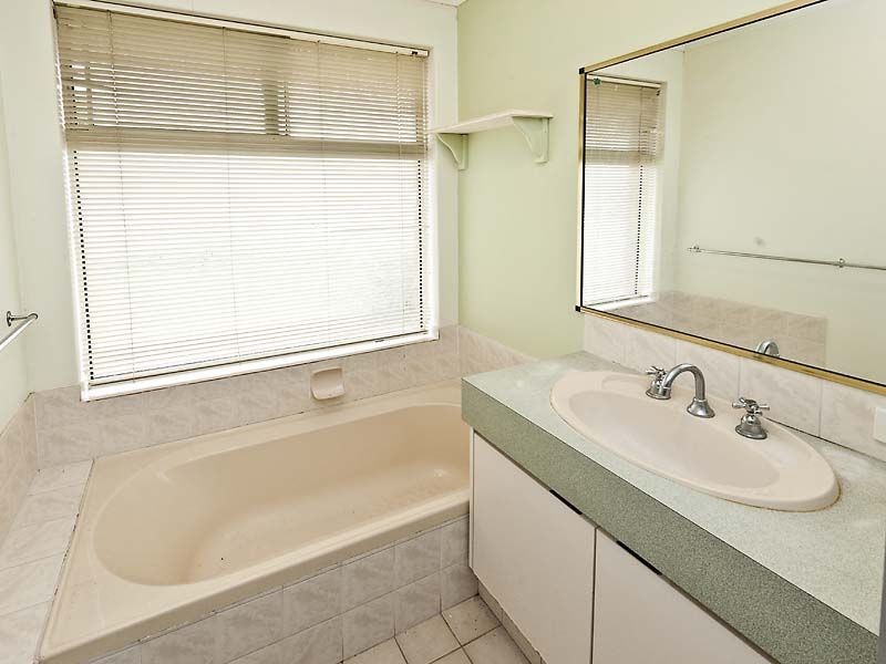 7 Mulga Place, Thornlie WA 6108