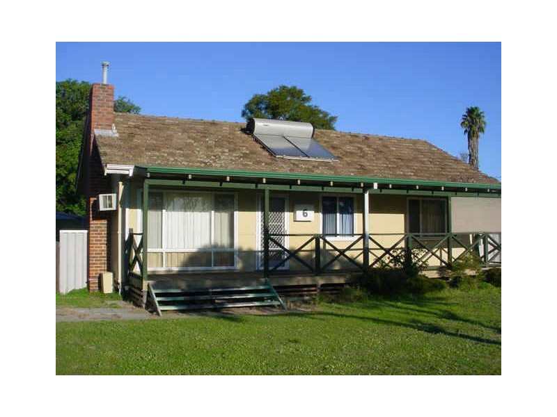 6 Ashworth Street, Cloverdale WA 6105