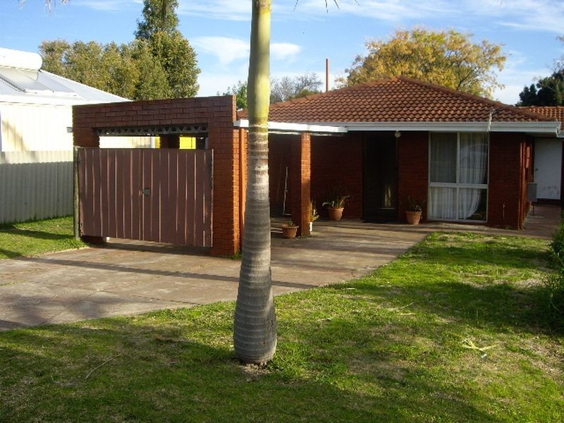 8 Gardiner Street, Belmont WA 6104