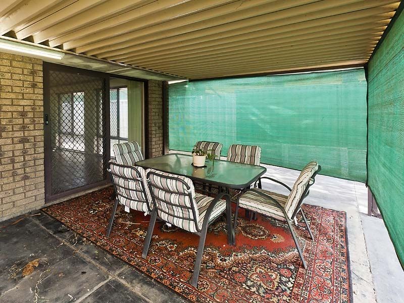 2 Kinghorn Place, Redcliffe WA 6104