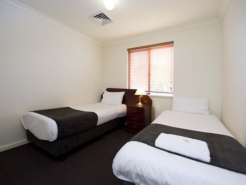 12/12 Kimberley Street, Belmont WA 6104