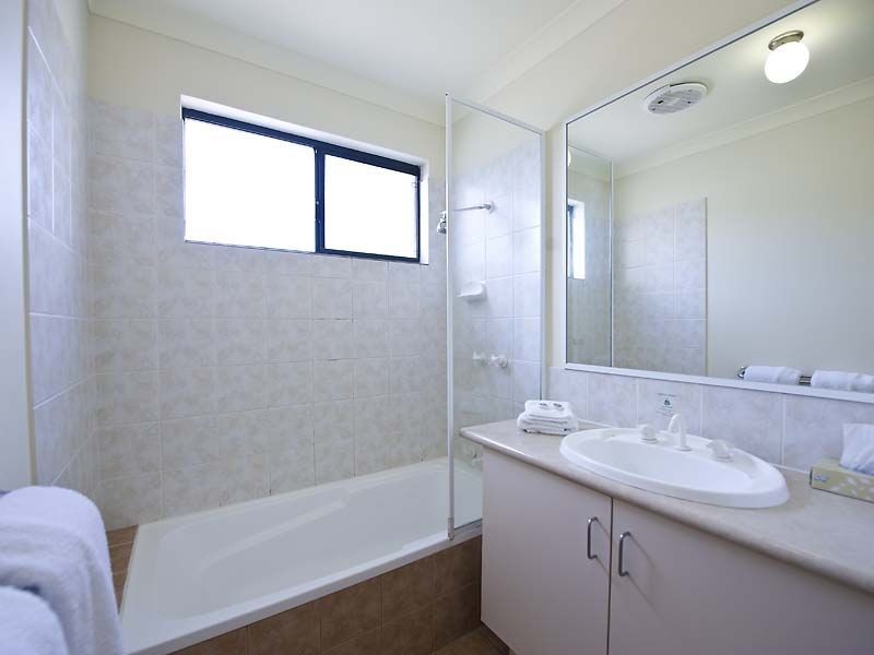 12/12 Kimberley Street, Belmont WA 6104