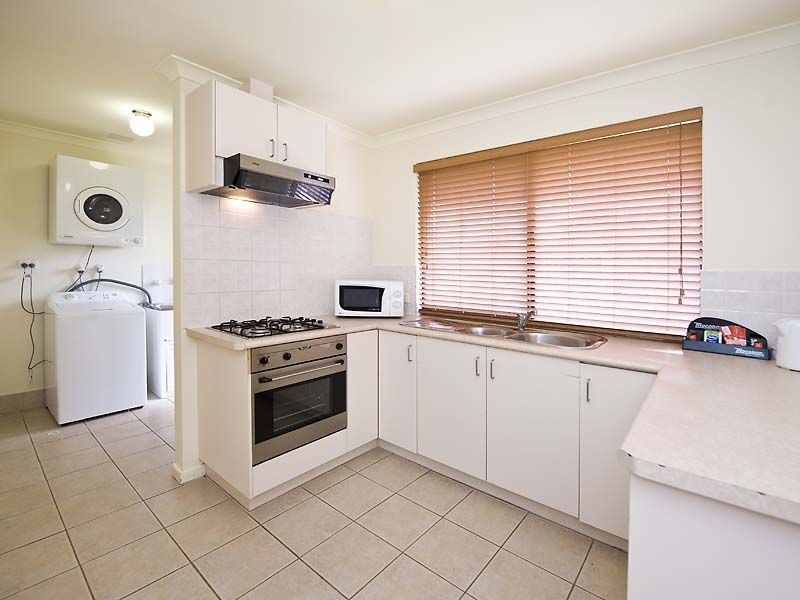 12/12 Kimberley Street, Belmont WA 6104