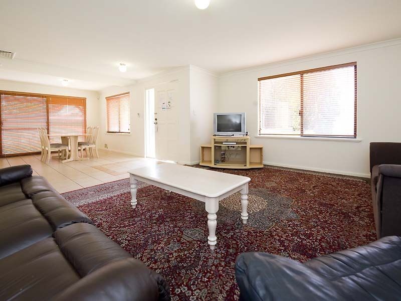 12/12 Kimberley Street, Belmont WA 6104