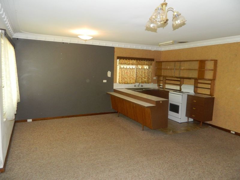 1 Hillcrest Road, Kewdale WA 6105