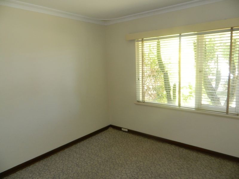 1 Hillcrest Road, Kewdale WA 6105