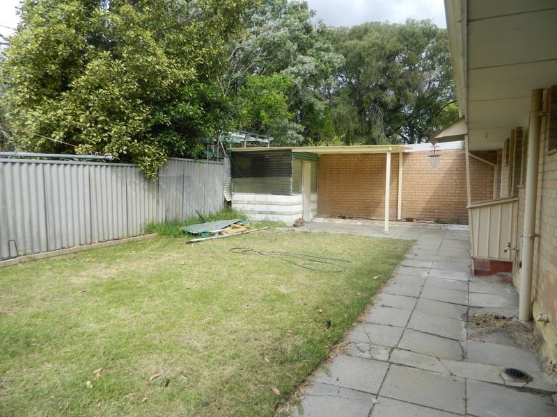 1 Hillcrest Road, Kewdale WA 6105