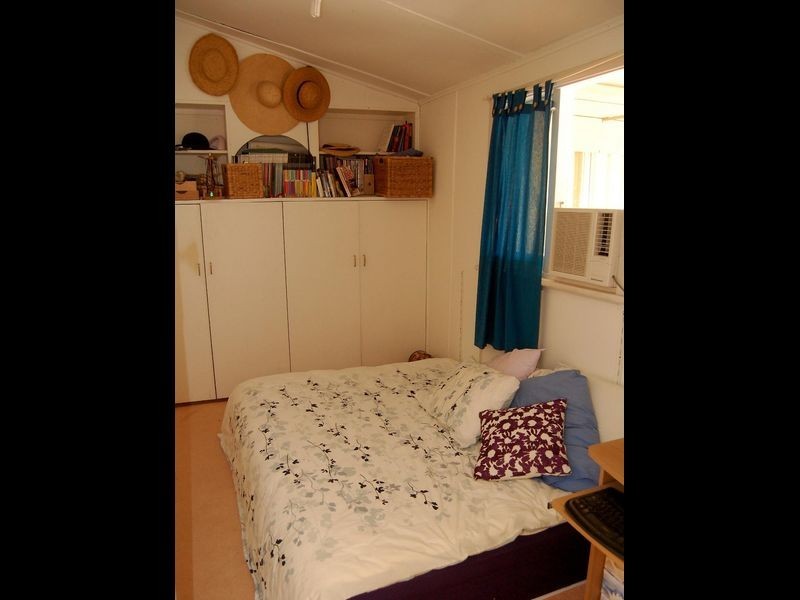 28 Renou Street, Queens Park WA 6107