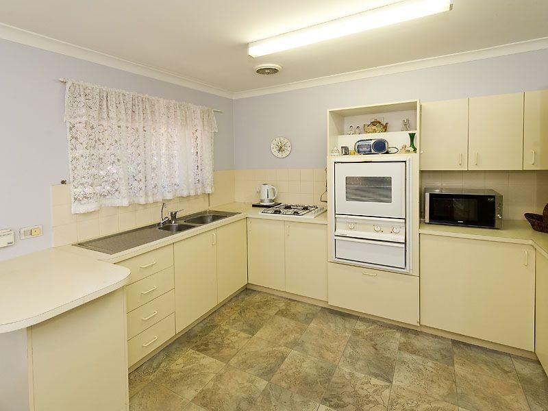 8/2 Barry Street, Rivervale WA 6103